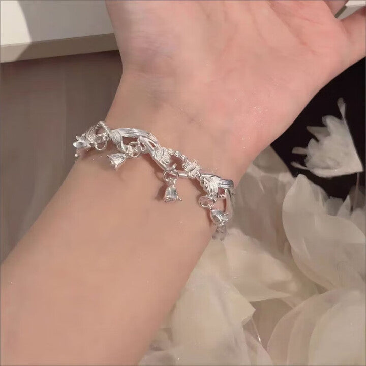 Lily Flower Bracelet in White Gold