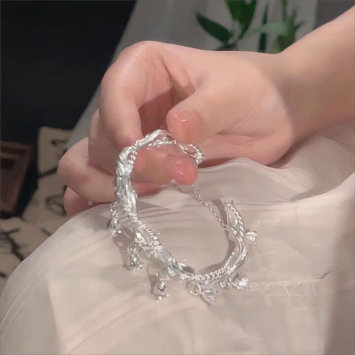 Lily Flower Bracelet in White Gold