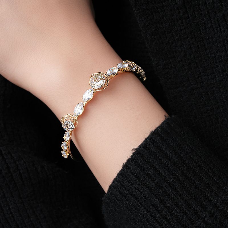 Floral Crystal-Style Adjustable Bracelet – image 6