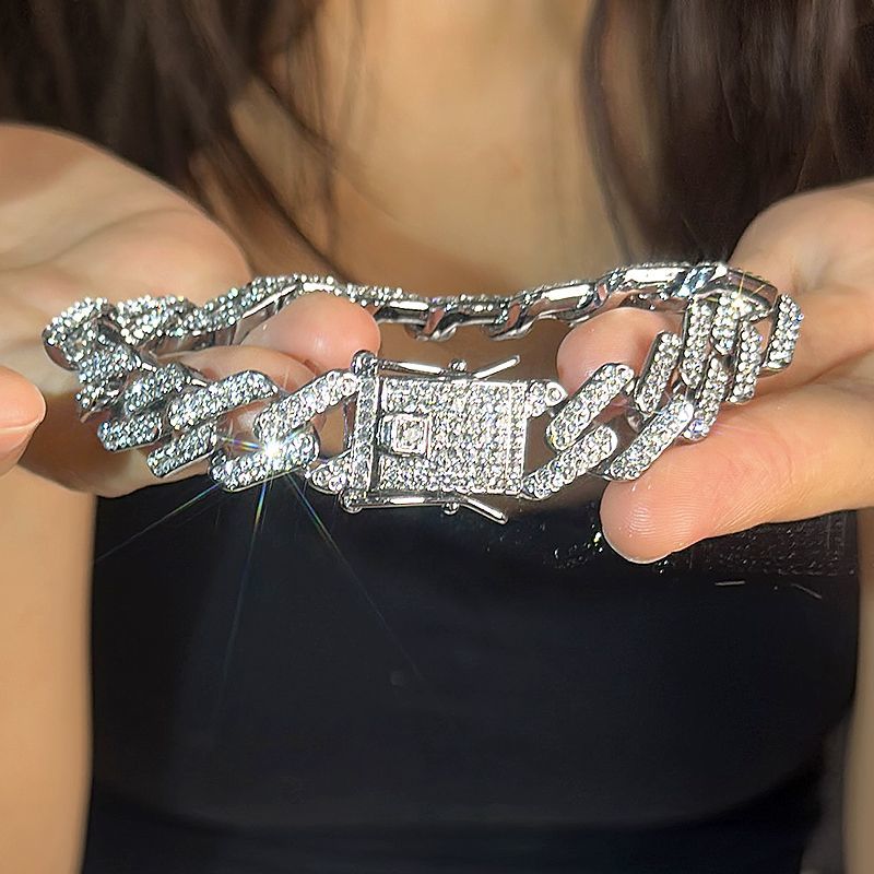 Bracelet – image 10