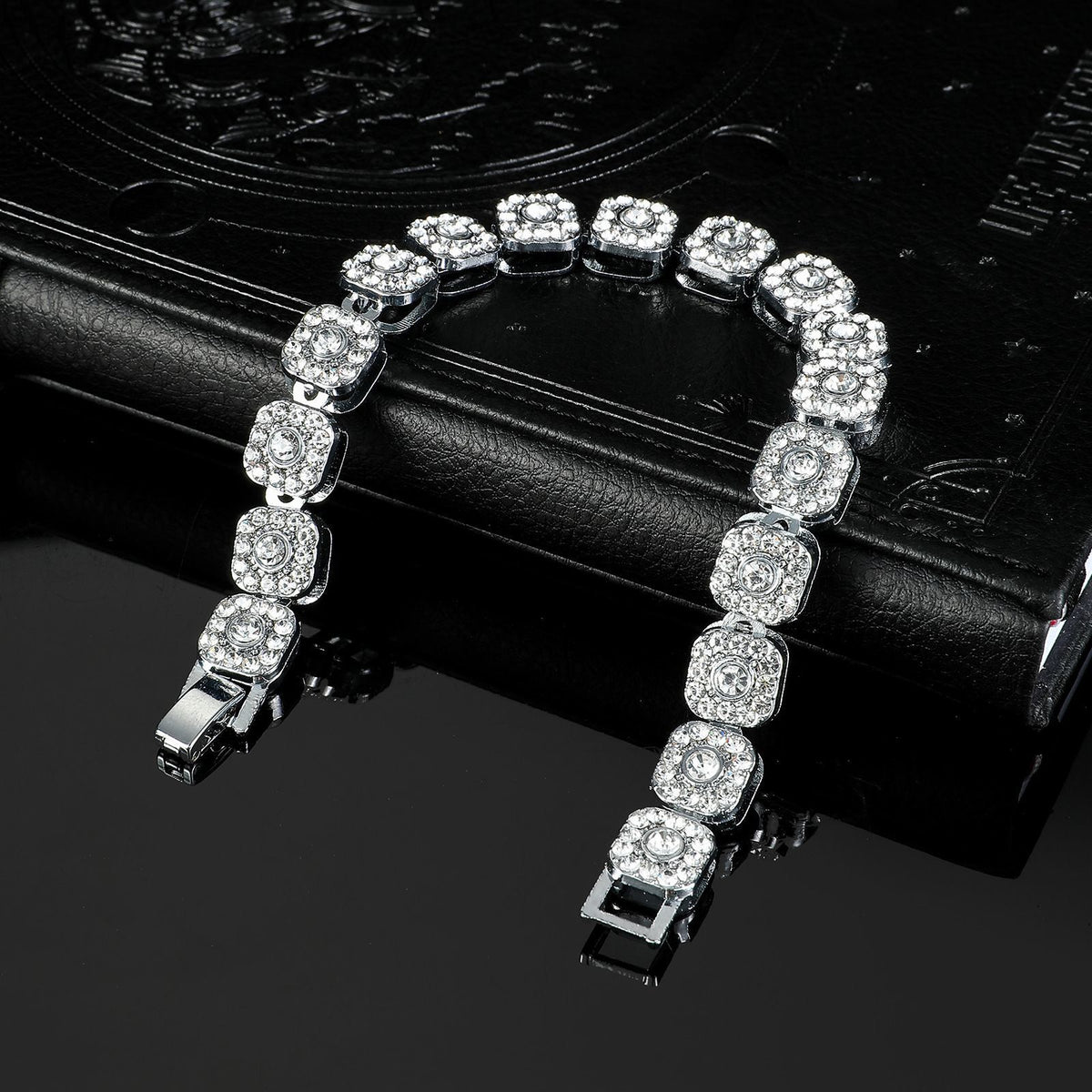 Bracelet – image 4