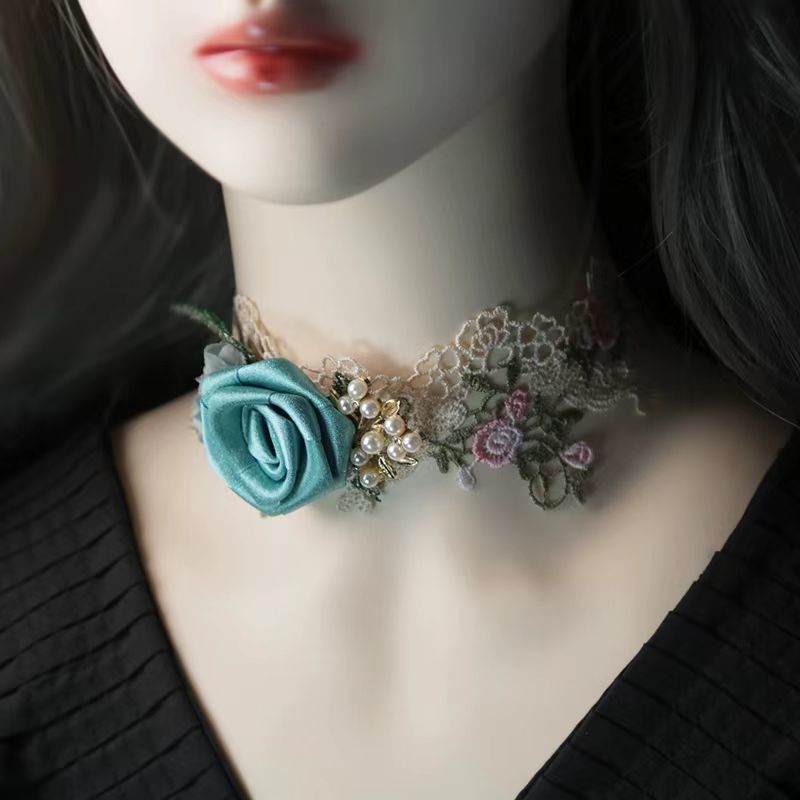 Floral Lace Necklace – image 6