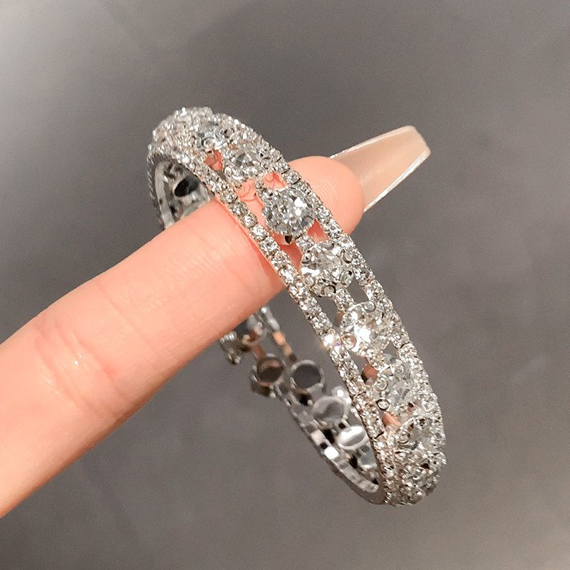 Crystal-Style Adjustable Bracelet – image 10