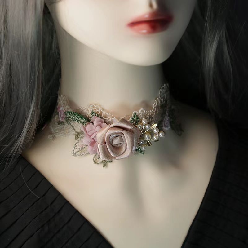 Floral Lace Necklace – image 4