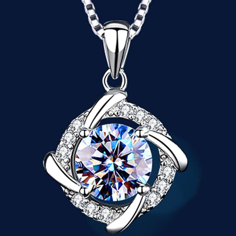 Necklace – image 3
