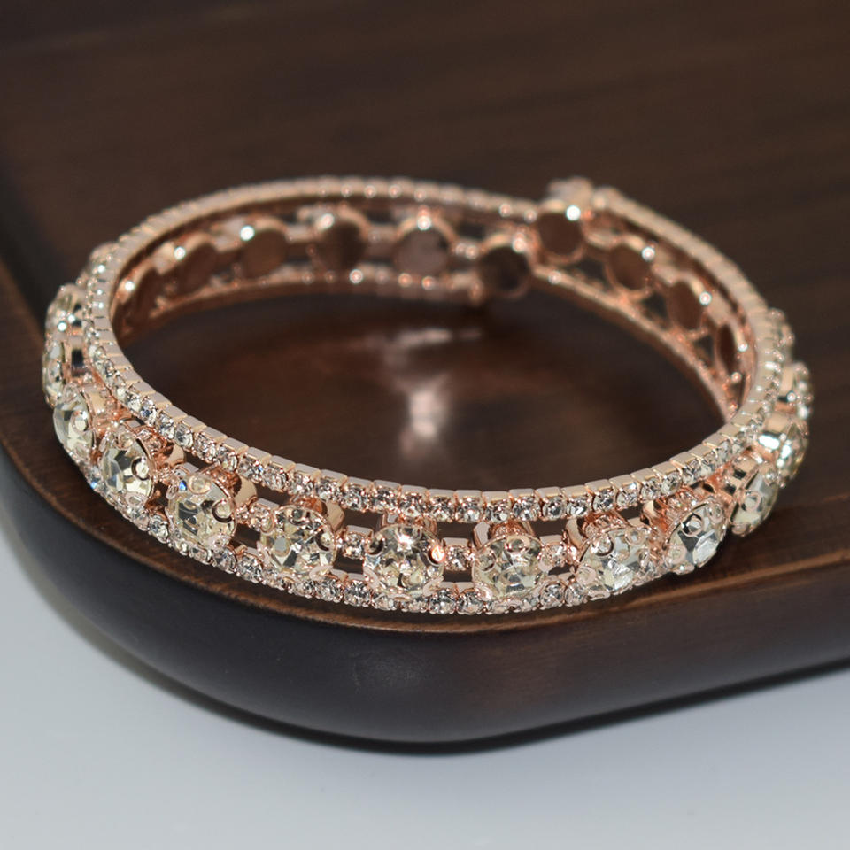 Crystal-Style Adjustable Bracelet – image 6