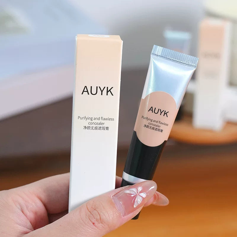 AUYK Concealer — product view 2