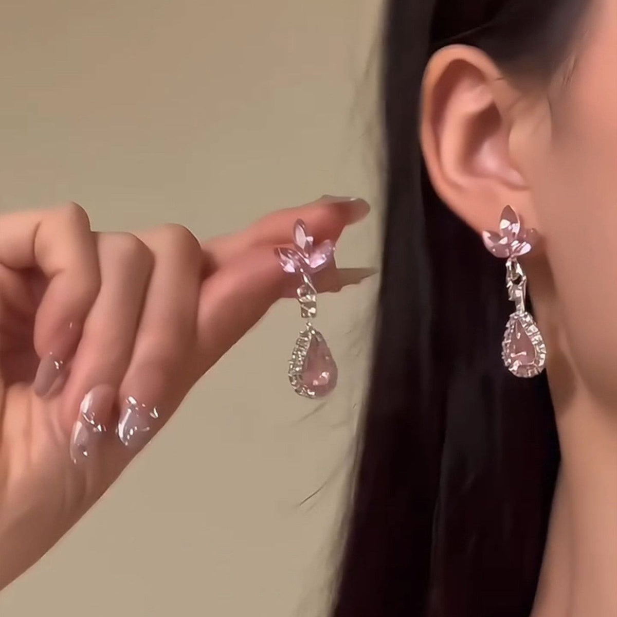 Cherry Blossom Teardrop Set Necklace — product view 1
