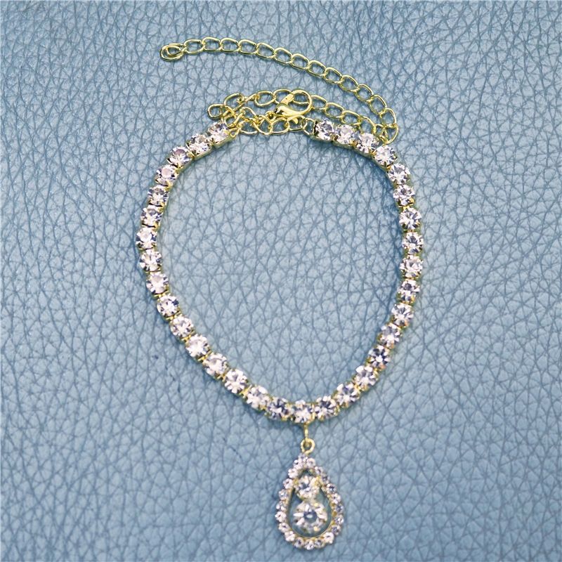 Teardrop Crystal-Style Necklace – image 9