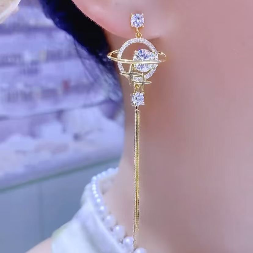 Star Moon Long Earrings – image 4