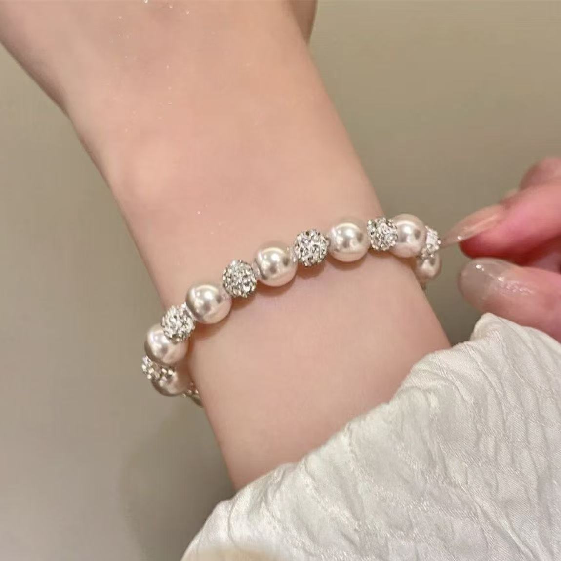 Crystal-Style Bracelet – image 10