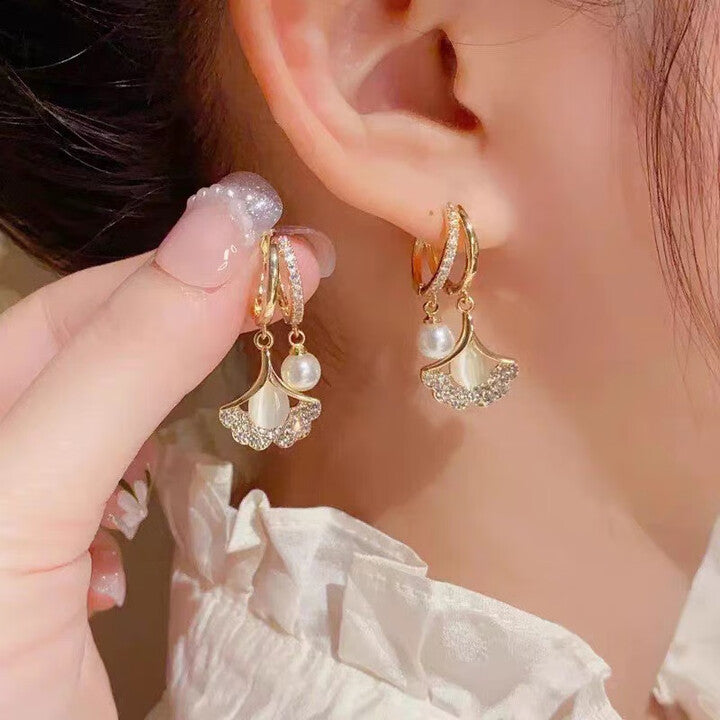 Ginkgo Pearl Earrings