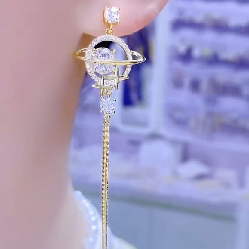 Star Moon Long Earrings – image 5