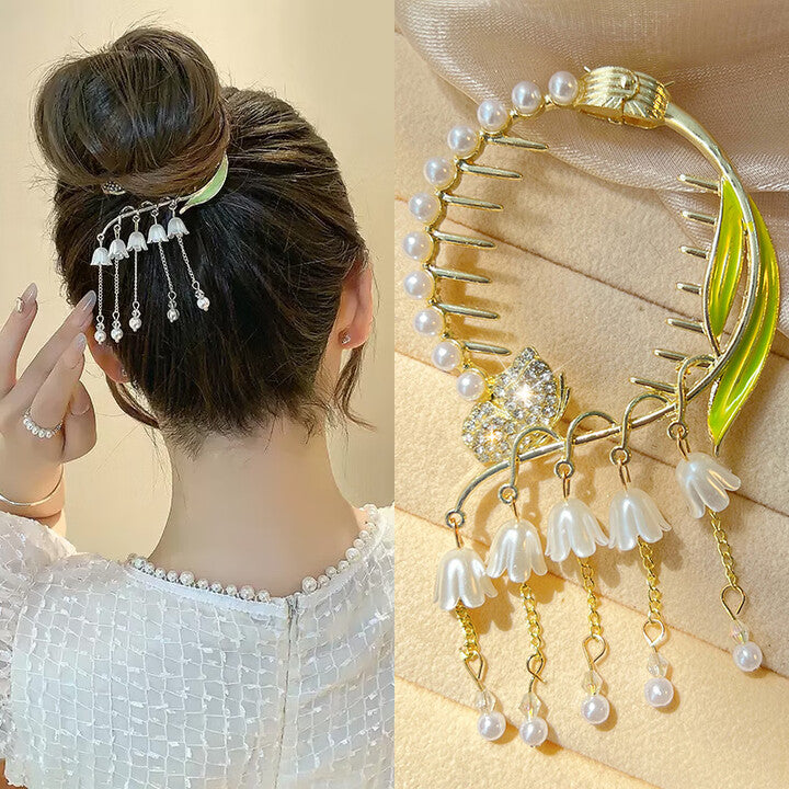Lily Tassel Hair Clip